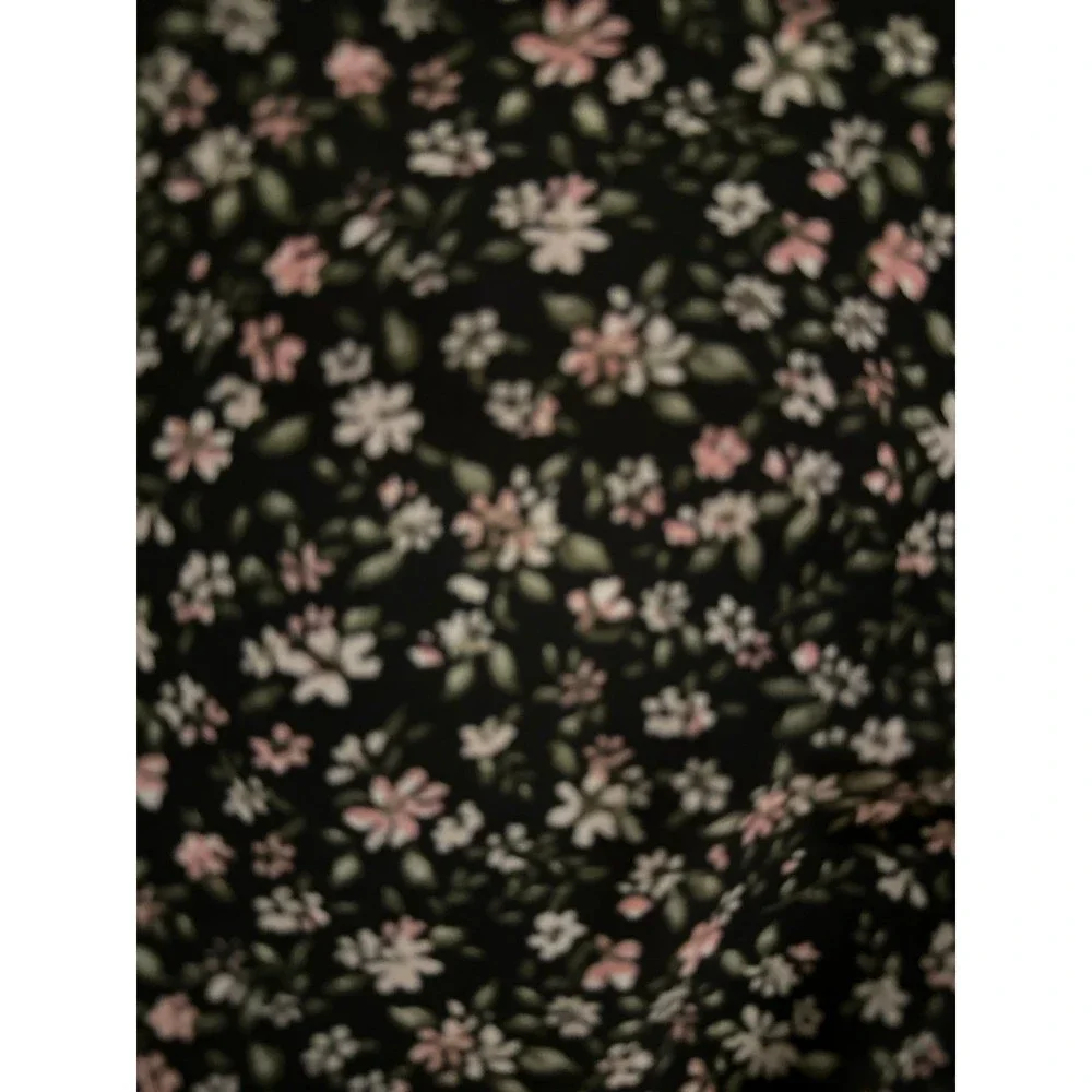Hollister Floral Dress - Picture 5 of 7